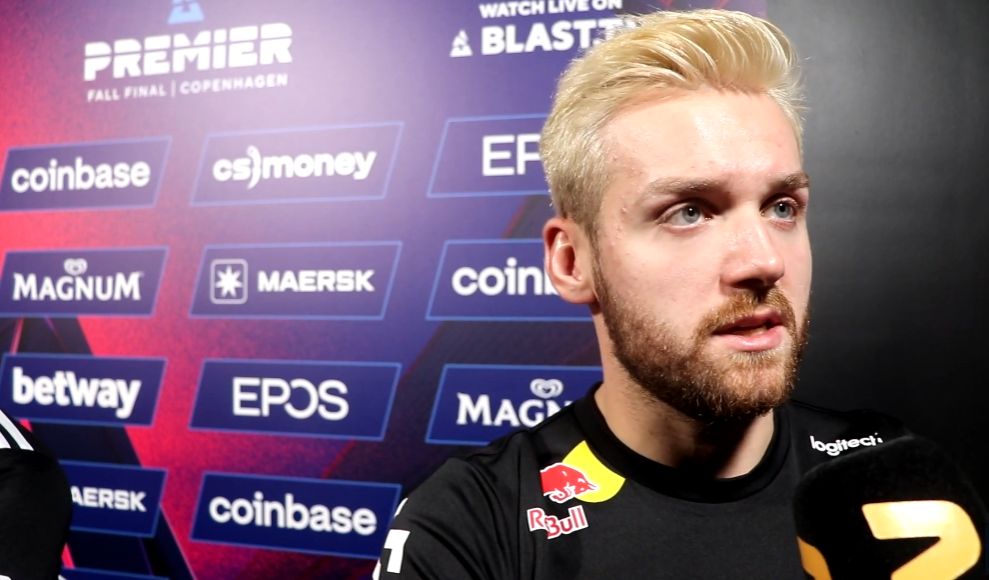 BLG日常训练返图：Bin仔似乎越来越”圆润“了